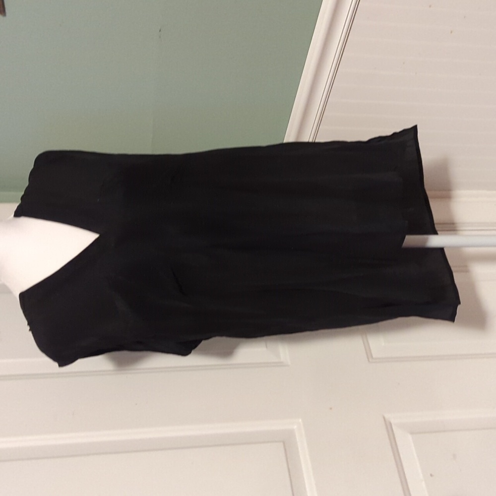 Banana Republic Black Silk Sleeveless Tank Large